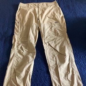 REI Men’s 36x30 Hiking Pants